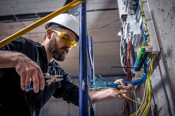 Best Emergency Electrician Near Me  in Carol Stream, IL